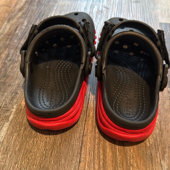 Crocs (Toddler) - Picture 4 of 10